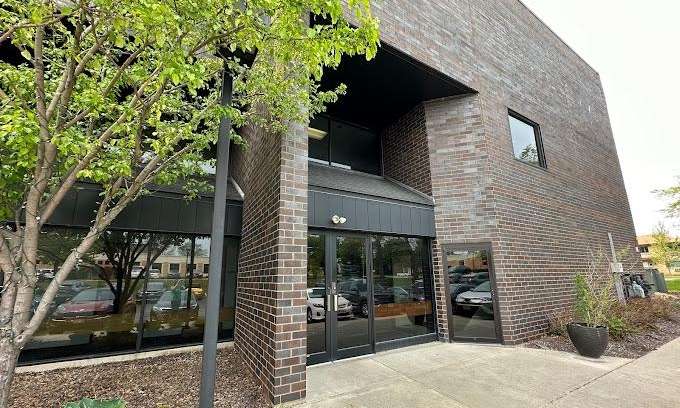 entrance of Urgent Dental Care